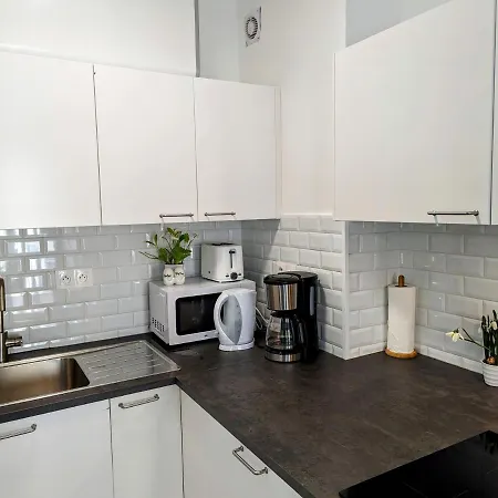 Cosy In At The Seaside Apartment